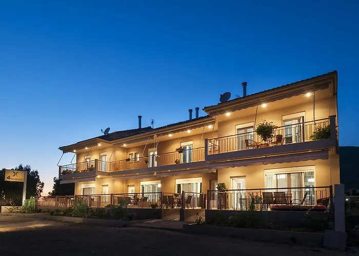 4 Seasons Villas