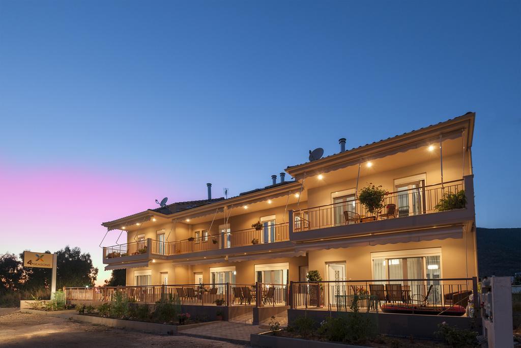 Holiday home 4 Seasons Plataria