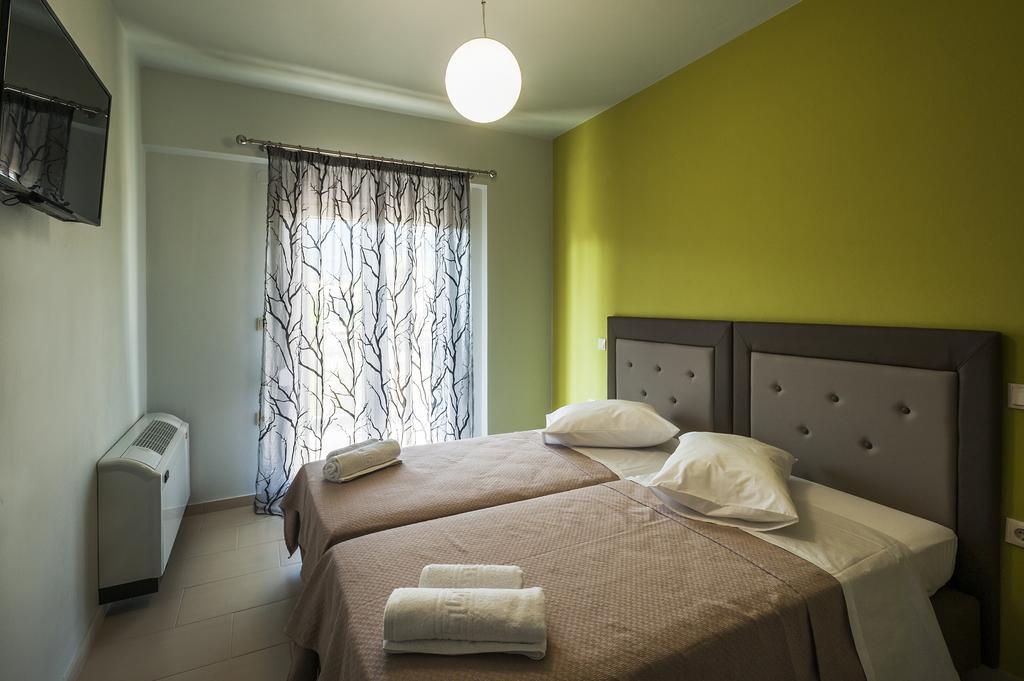 4 Seasons Holiday home Plataria